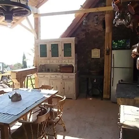 200 éves * Balatonalmádi
